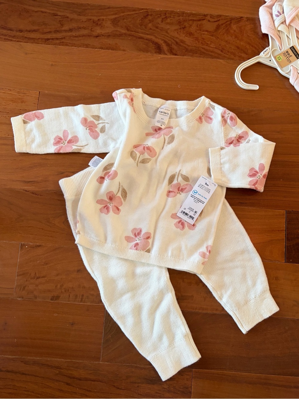 Carters baby girl set 9m